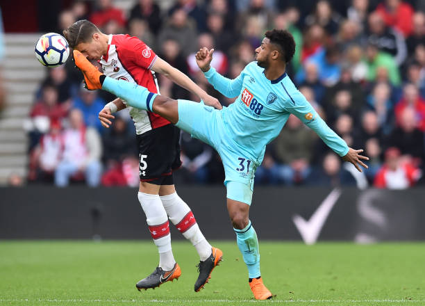 他对双方的 他对双方的