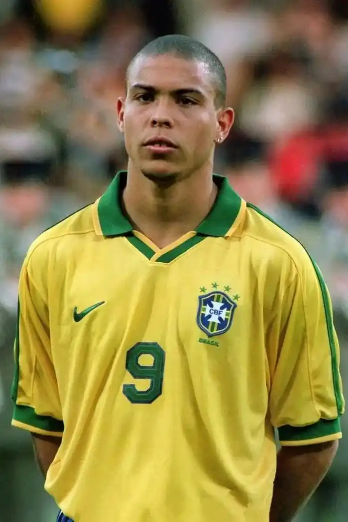 努力吸纳更 努力吸纳更